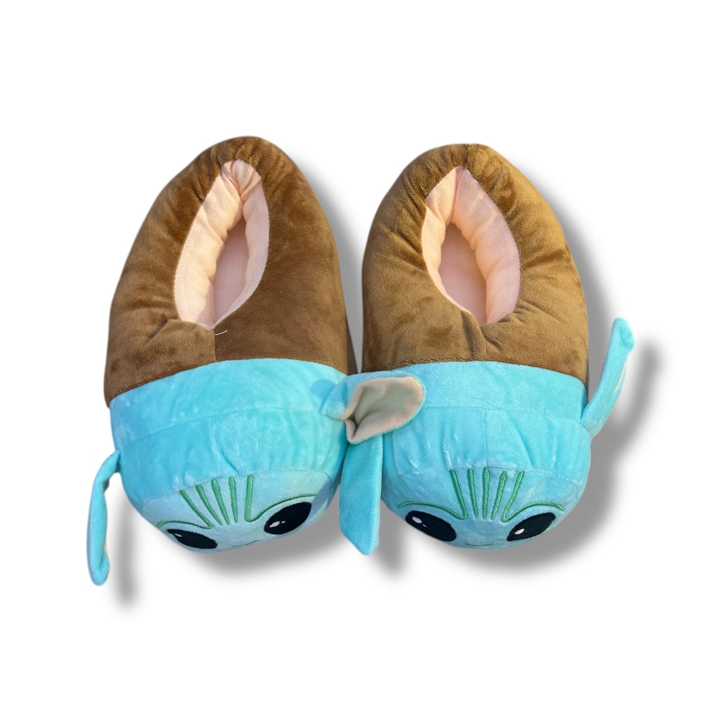 PANTUFLAS CON DISEÑO DE BABY YODA - TALLA 35 - 40