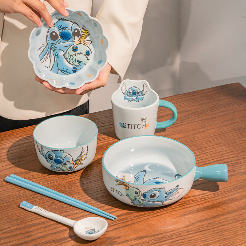 SET DE CERÁMICA CON DISEÑO DE STITCH