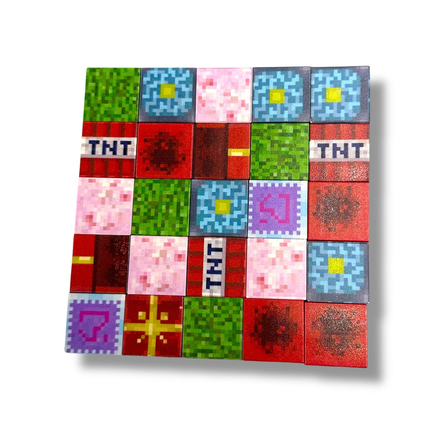 CUBOS MAGNÉTICOS CON TEMÁTICA DE MINECRAFT - ARMABLES